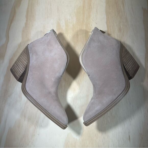 Vince Camuto Ginsel Taupe Ankle Boots Women’s Size 5.5 - Picture 2 of 7